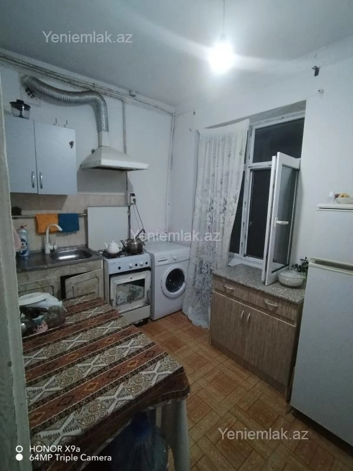 Satılır 2 otaqlı köhnə tikili 50 m²