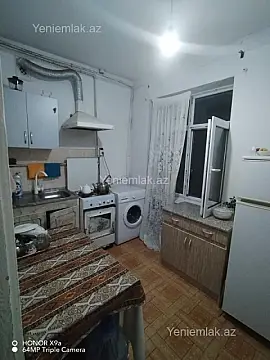 Satılır 2 otaqlı köhnə tikili 50 m²