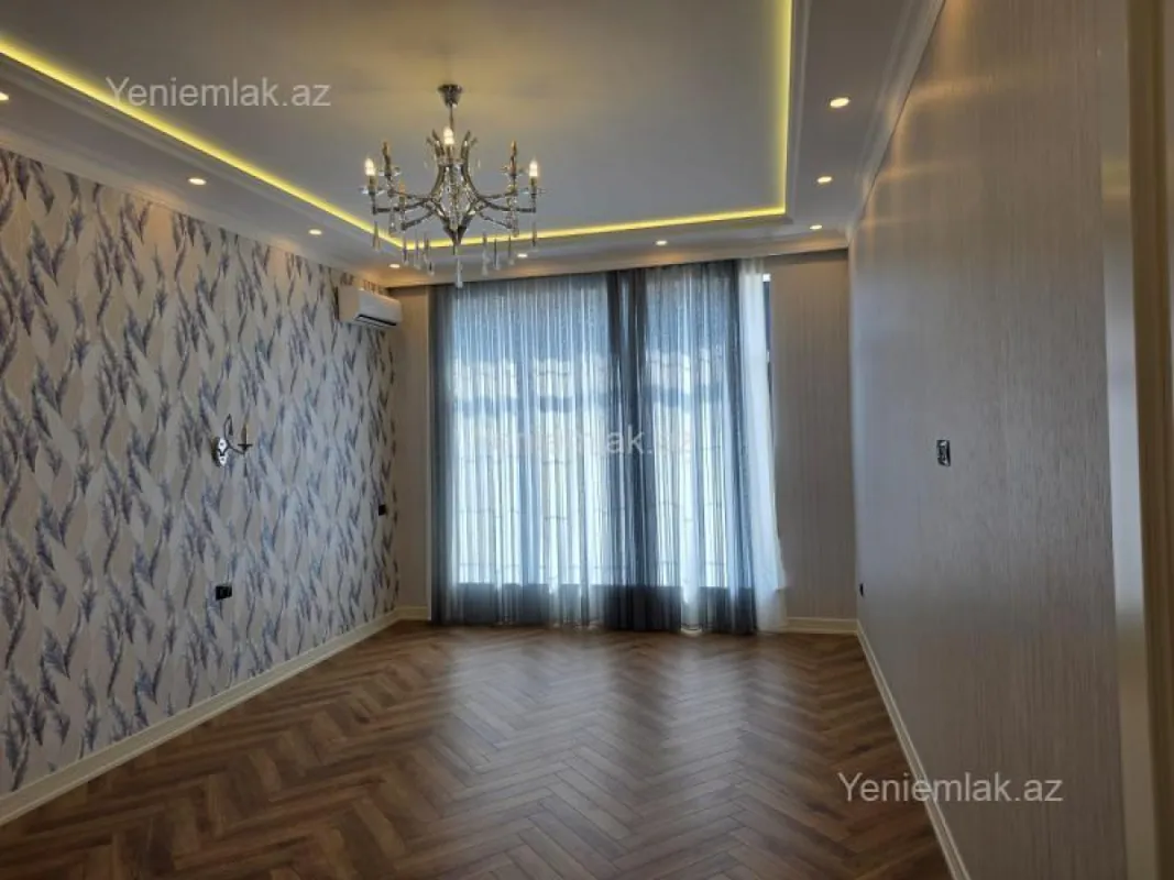 Satılır 6 otaqlı həyət evi 520 m²