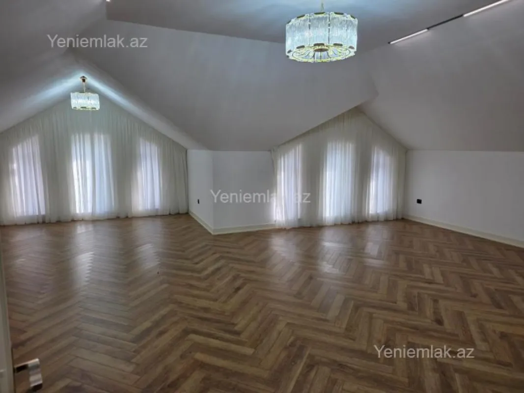 Satılır 6 otaqlı həyət evi 520 m²