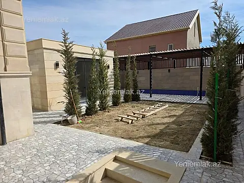 Satılır 6 otaqlı həyət evi 520 m²