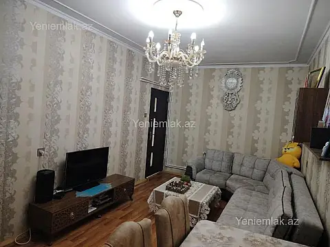 Satılır 3 otaqlı köhnə tikili 80 m²