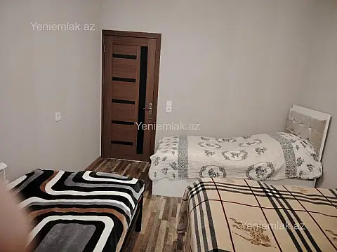 Satılır 3 otaqlı köhnə tikili 80 m²