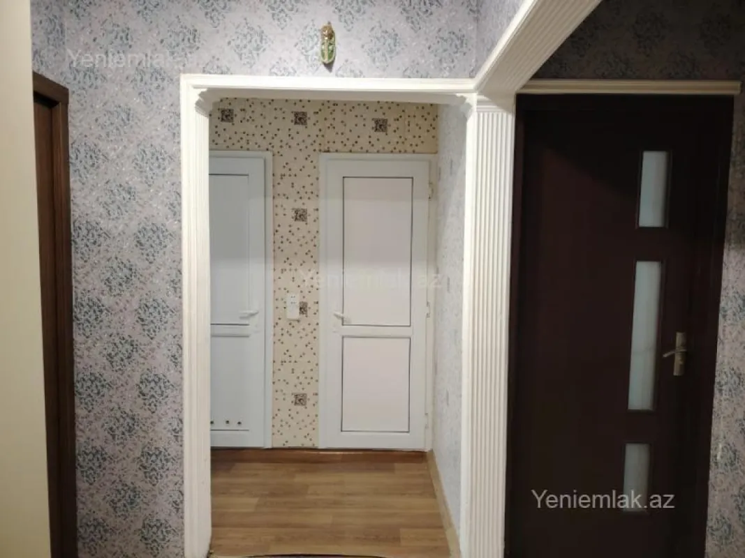 Satılır 3 otaqlı köhnə tikili 80 m²