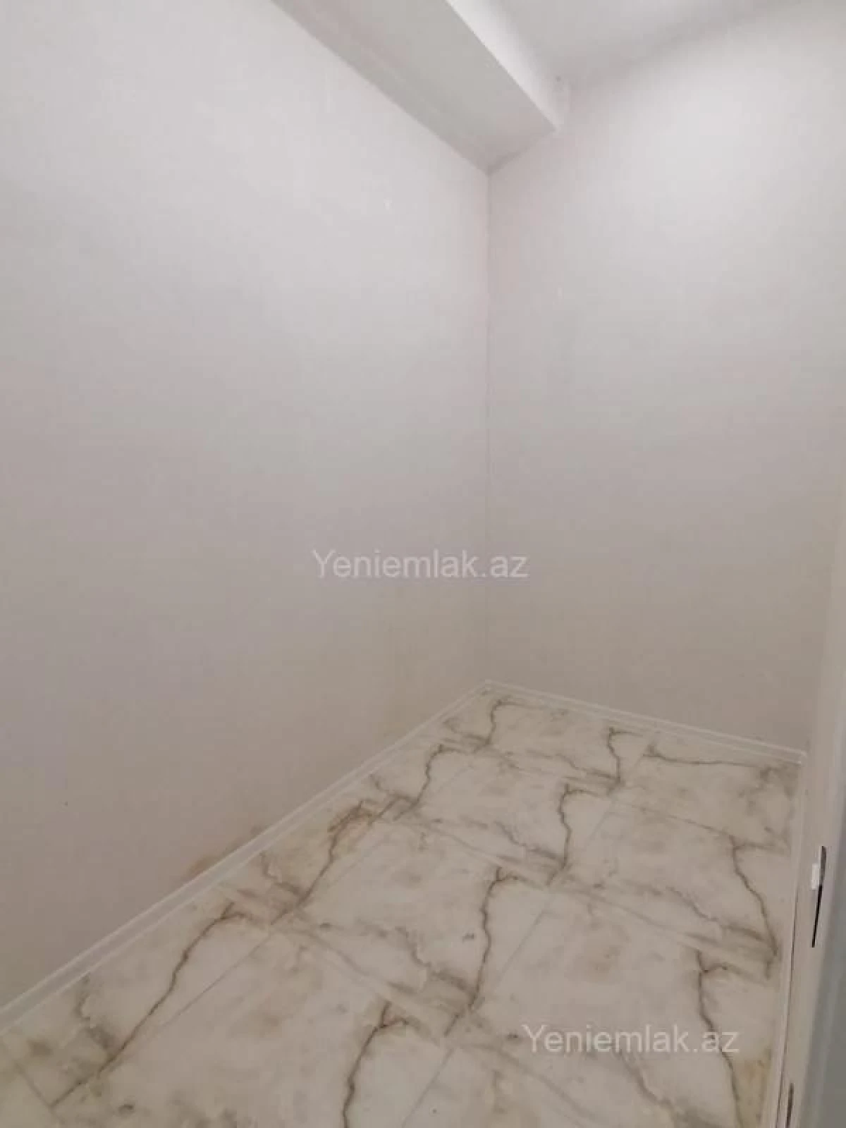 Satılır 4 otaqlı yeni tikili 150 m²
