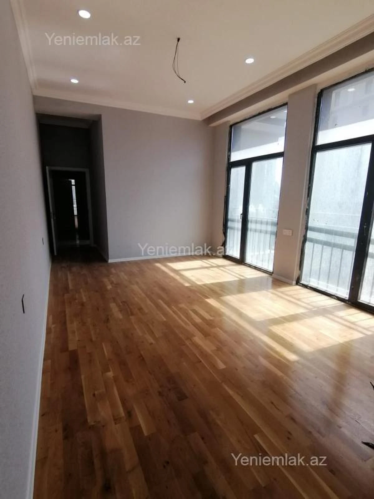 Satılır 4 otaqlı yeni tikili 150 m²