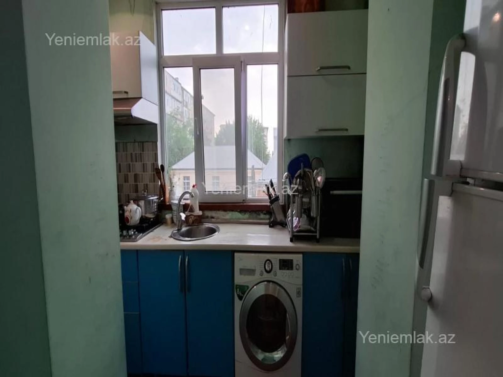 Satılır 3 otaqlı köhnə tikili 55 m²