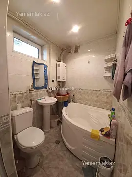 Satılır 1 otaqlı köhnə tikili 30 m²