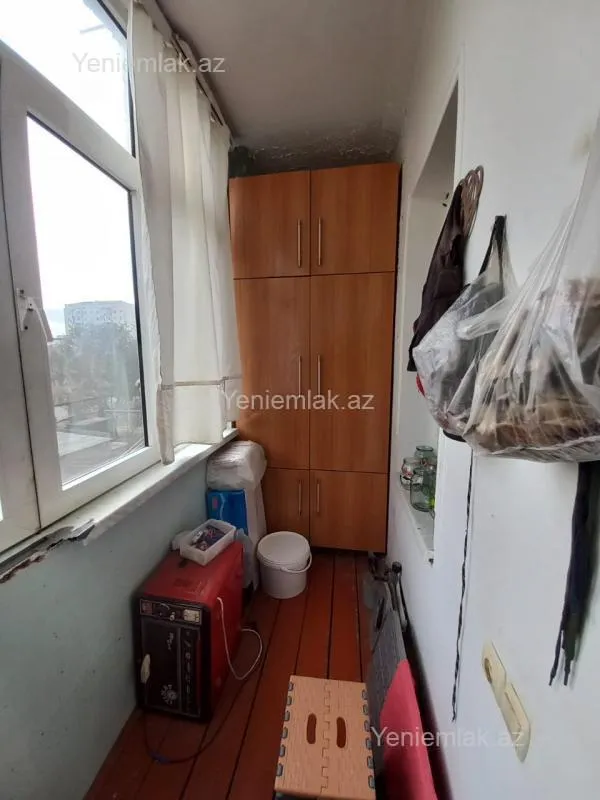 Satılır 1 otaqlı köhnə tikili 30 m²
