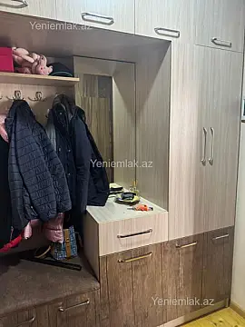 Satılır 3 otaqlı köhnə tikili 75 m²