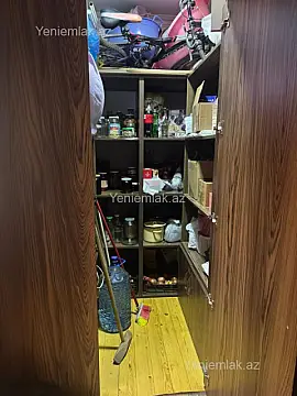 Satılır 3 otaqlı köhnə tikili 75 m²