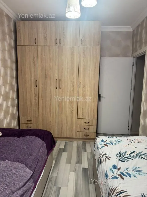 Satılır 3 otaqlı köhnə tikili 75 m²