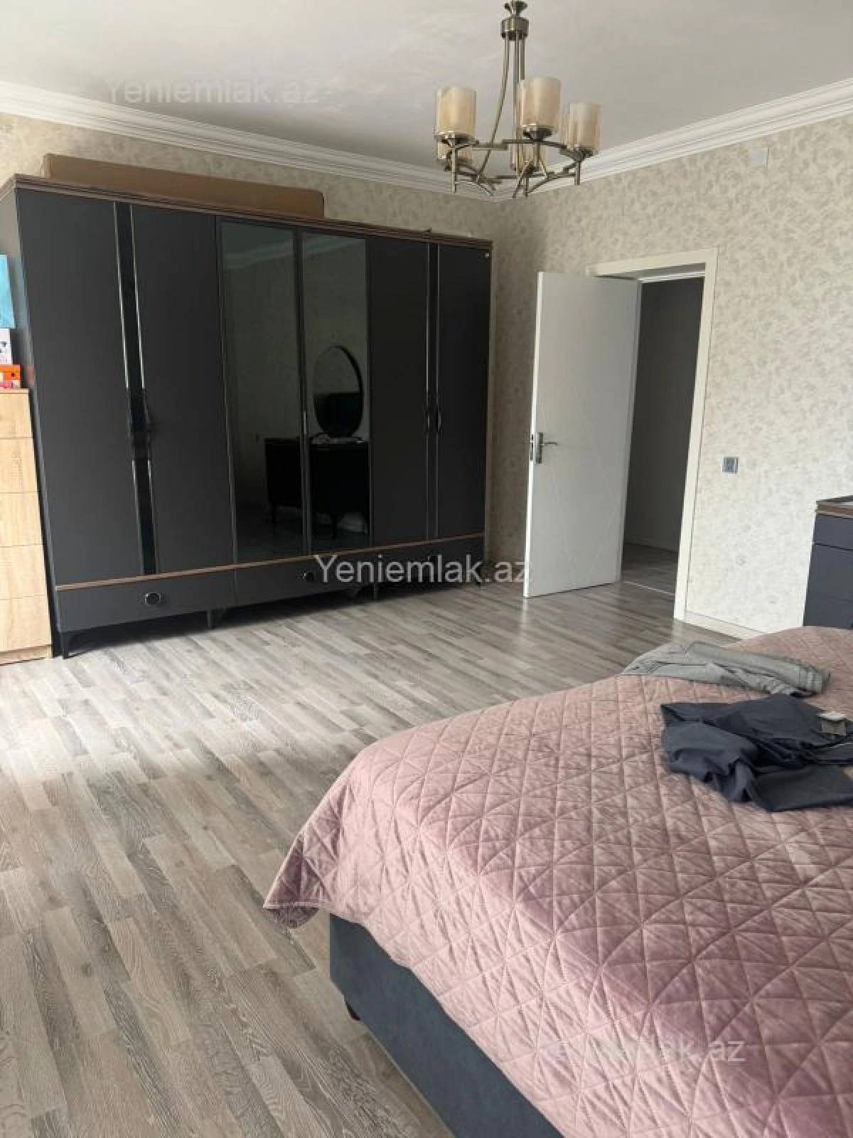 Satılır 3 otaqlı köhnə tikili 75 m²
