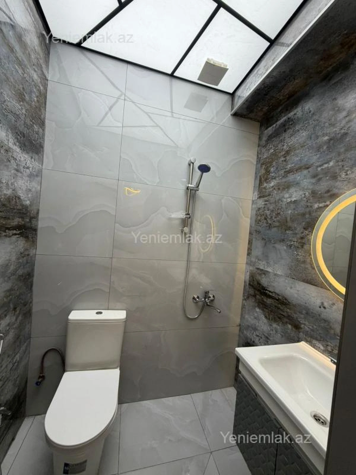 Satılır 2 otaqlı yeni tikili 54 m²