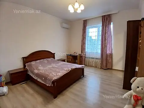 Satılır 4 otaqlı həyət evi 130 m²
