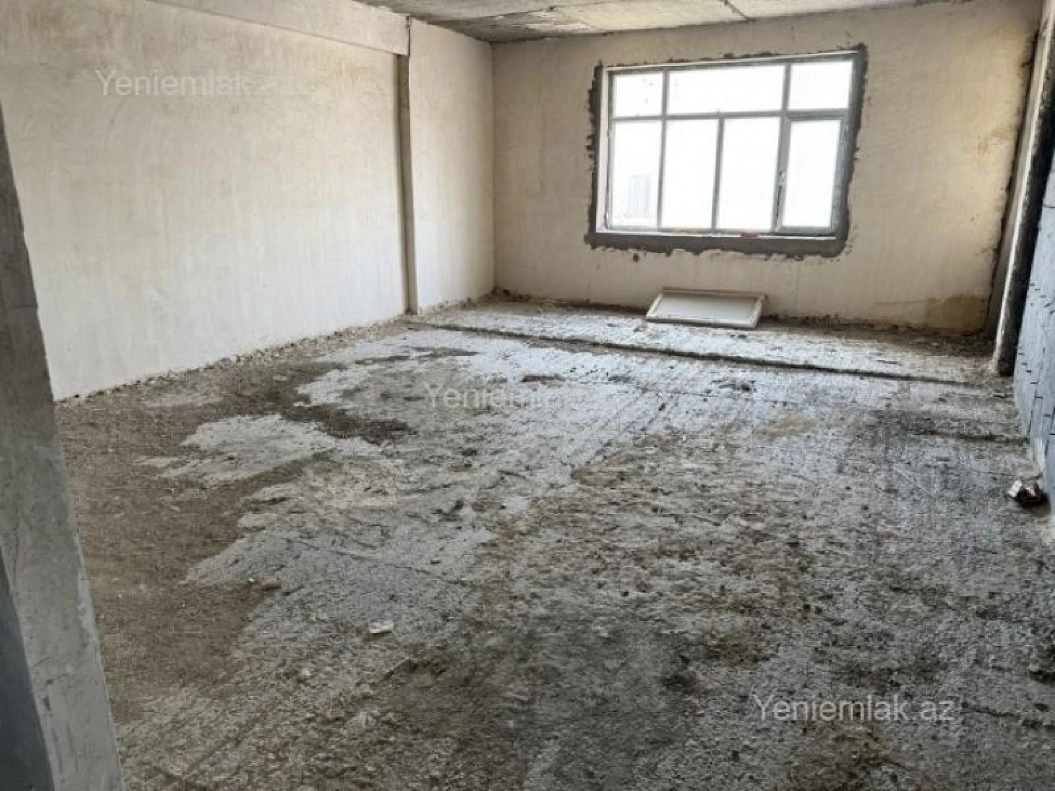 Satılır 4 otaqlı yeni tikili 200 m²