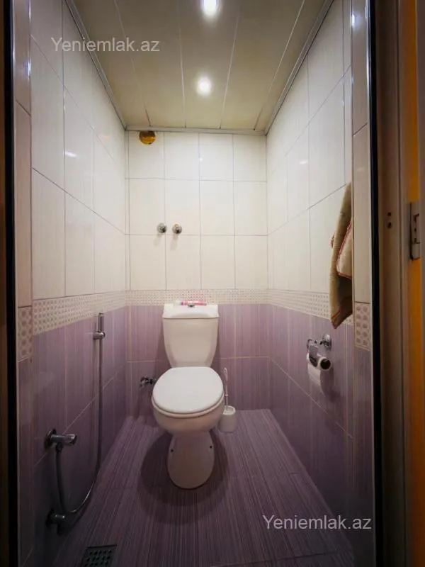 Satılır 2 otaqlı yeni tikili 72 m²