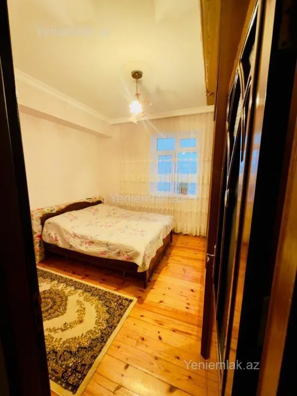 Satılır 2 otaqlı yeni tikili 72 m²