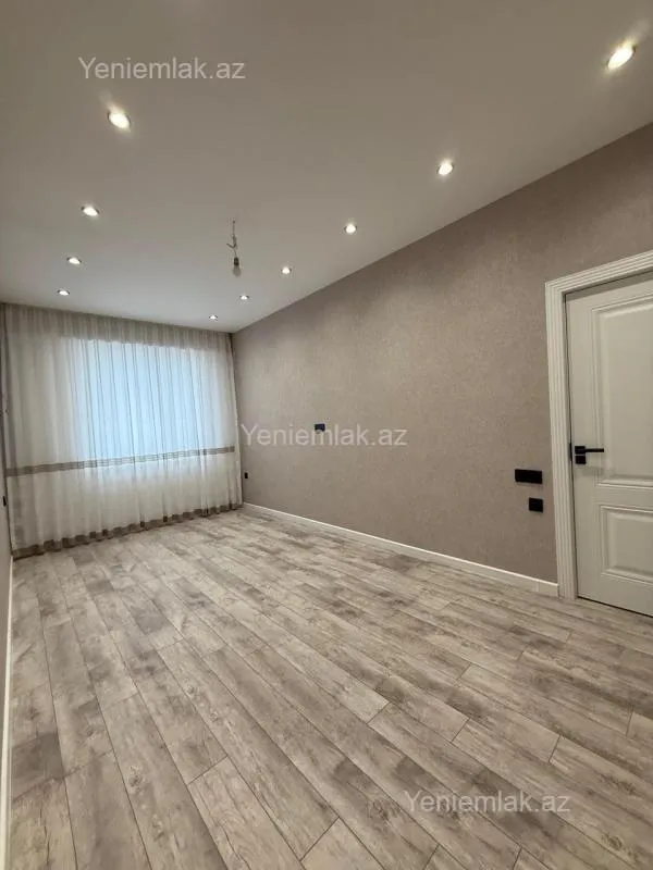 Satılır 3 otaqlı yeni tikili 105 m²