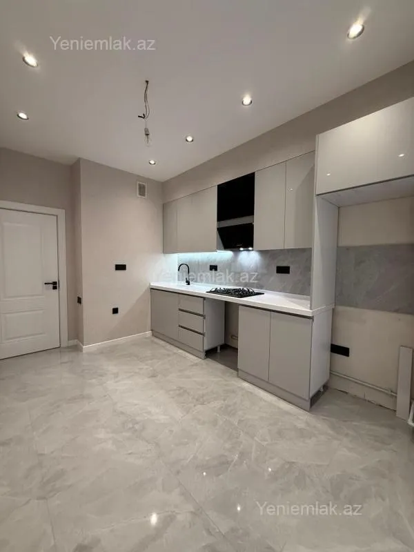 Satılır 3 otaqlı yeni tikili 105 m²