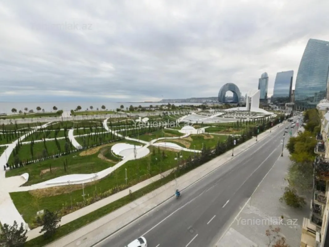 Satılır 3 otaqlı yeni tikili 86 m²