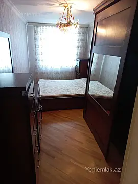 Satılır 3 otaqlı köhnə tikili 85 m²