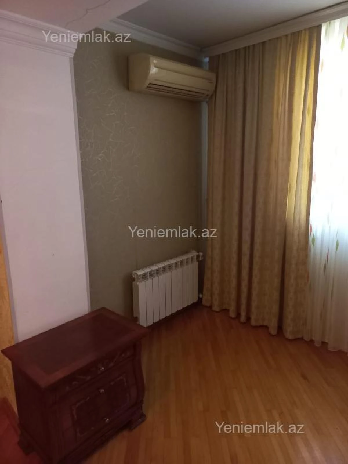 Satılır 3 otaqlı köhnə tikili 85 m²