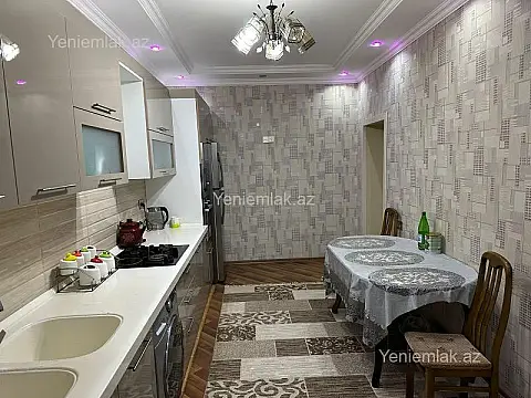 Satılır 6 otaqlı həyət evi 252 m²