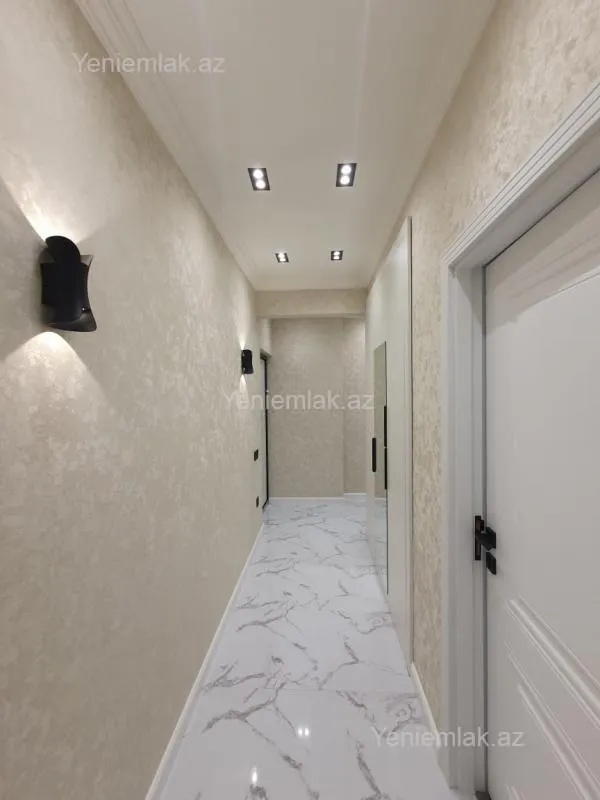 Satılır 2 otaqlı köhnə tikili 60 m²