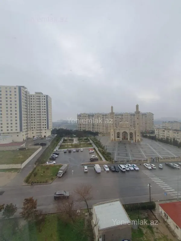 Satılır 2 otaqlı köhnə tikili 60 m²