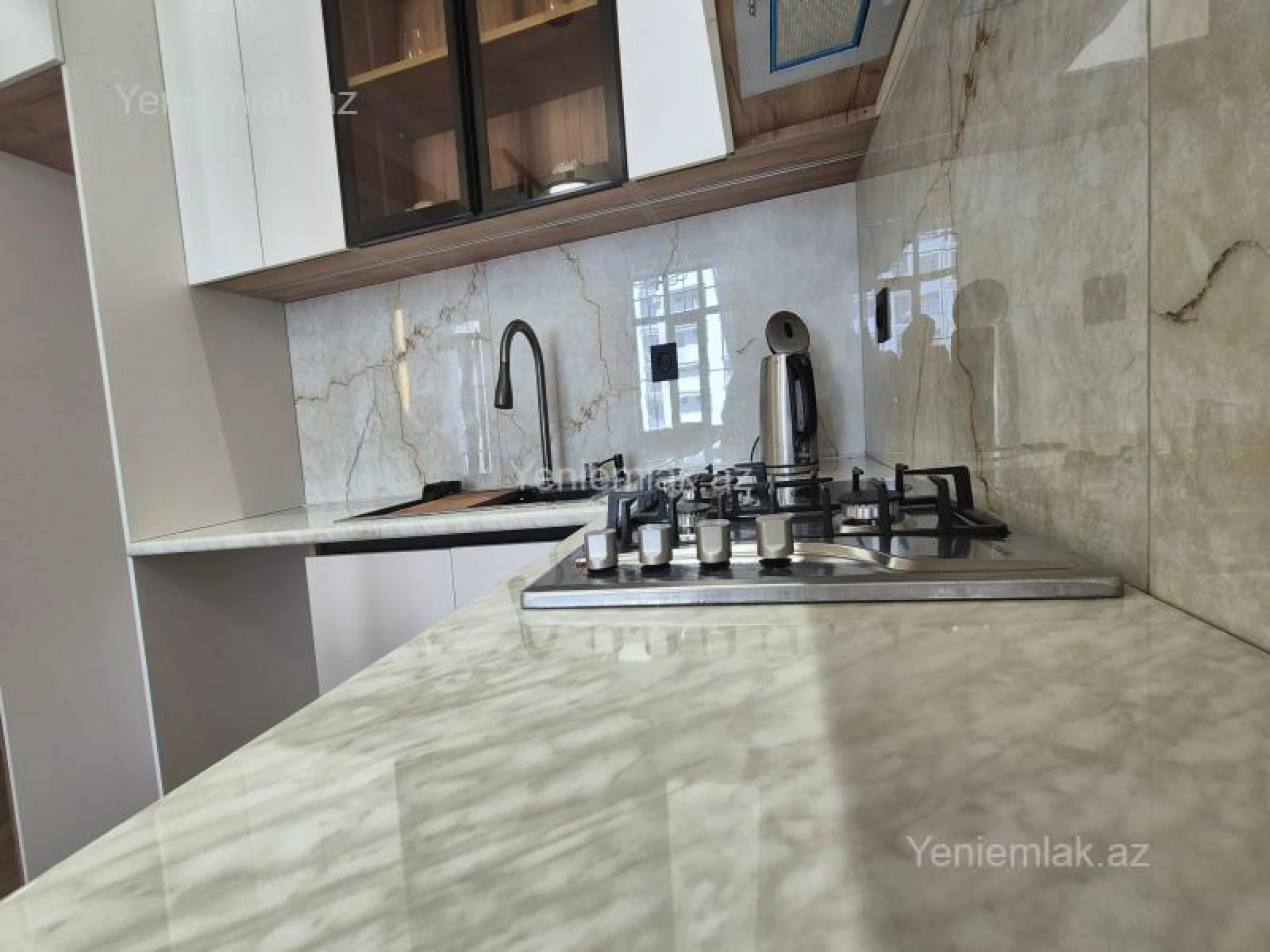 Satılır 2 otaqlı yeni tikili 44 m²