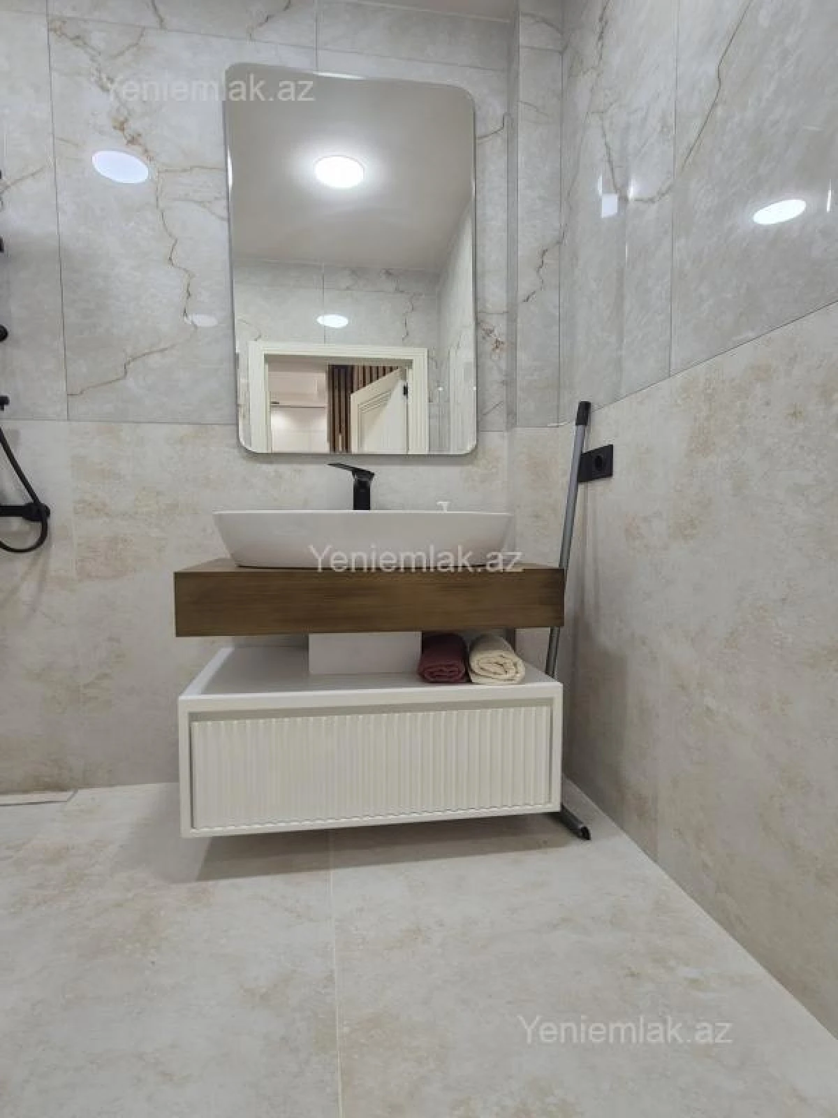 Satılır 2 otaqlı yeni tikili 44 m²