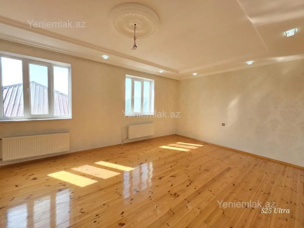 Satılır 6 otaqlı həyət evi 187 m²