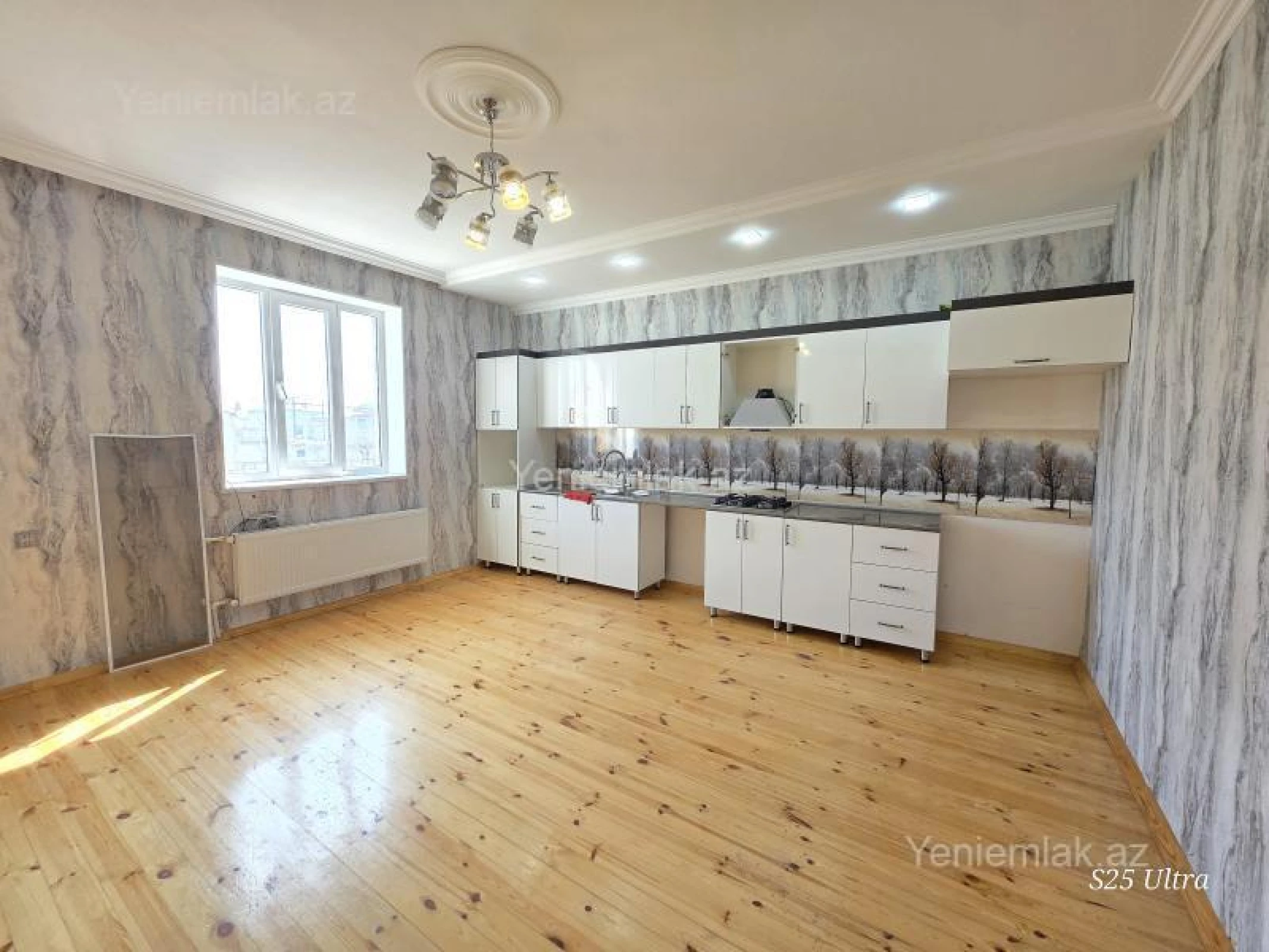 Satılır 6 otaqlı həyət evi 187 m²