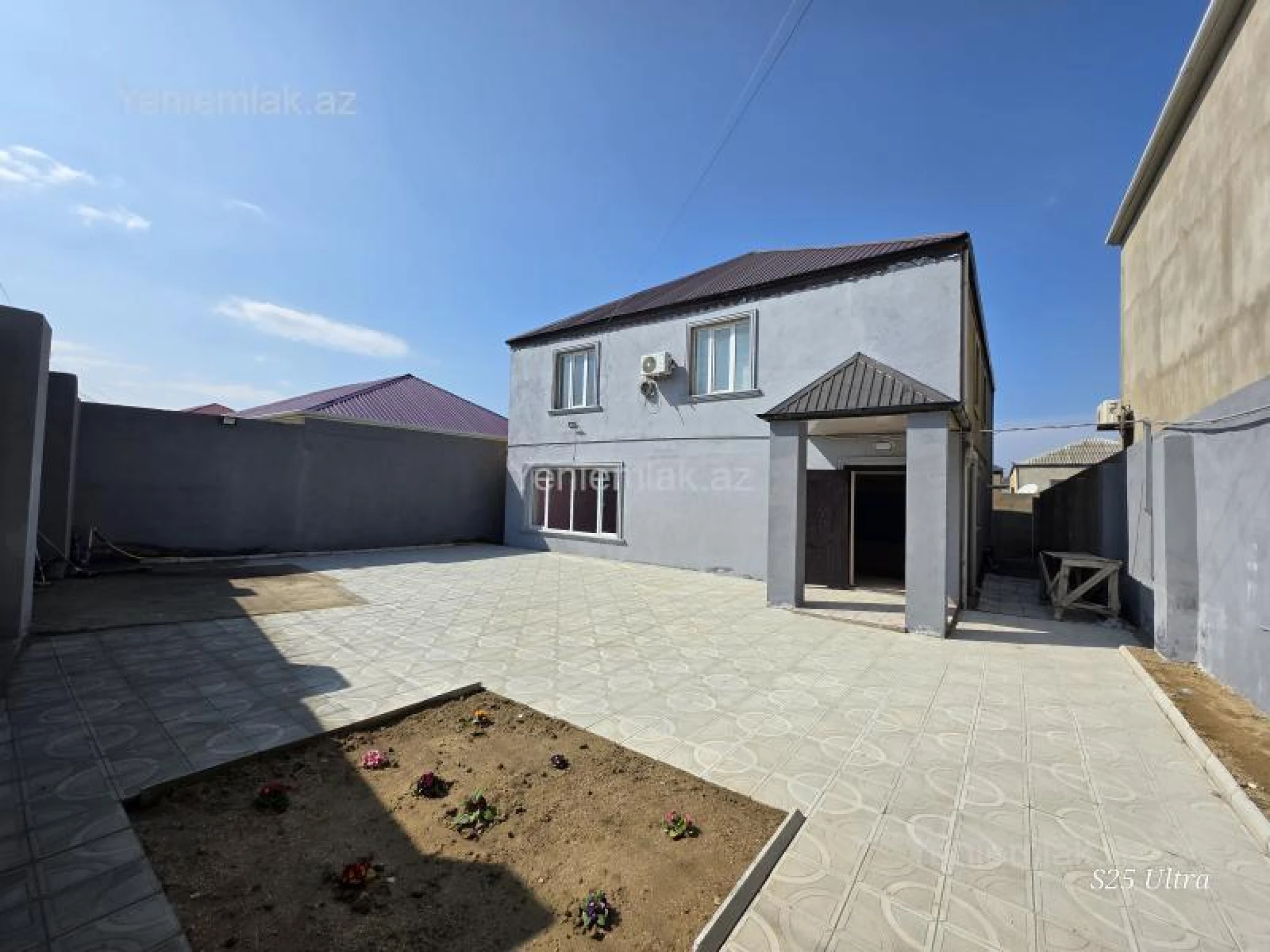 Satılır 6 otaqlı həyət evi 187 m²