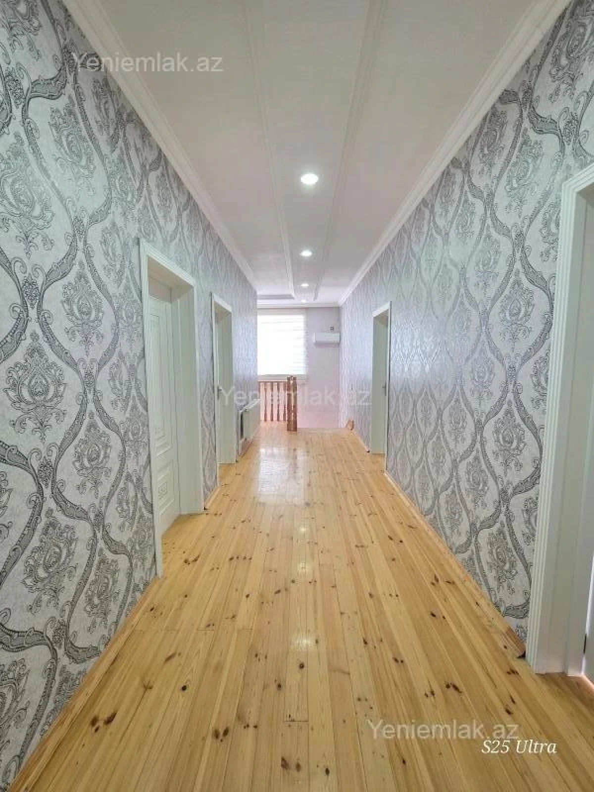 Satılır 6 otaqlı həyət evi 187 m²