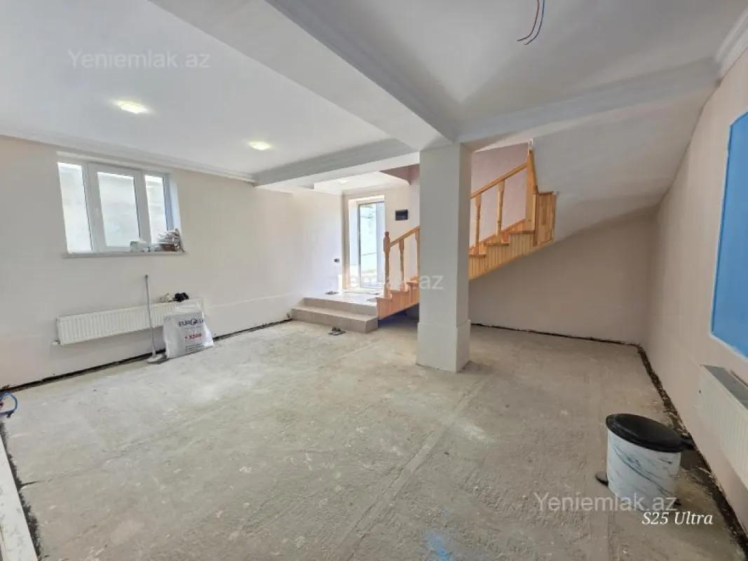 Satılır 6 otaqlı həyət evi 187 m²