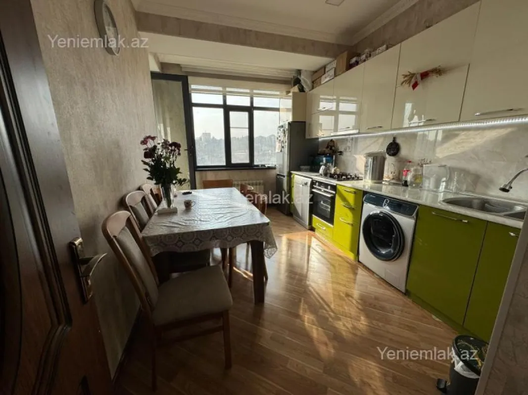 Satılır 2 otaqlı yeni tikili 66 m²