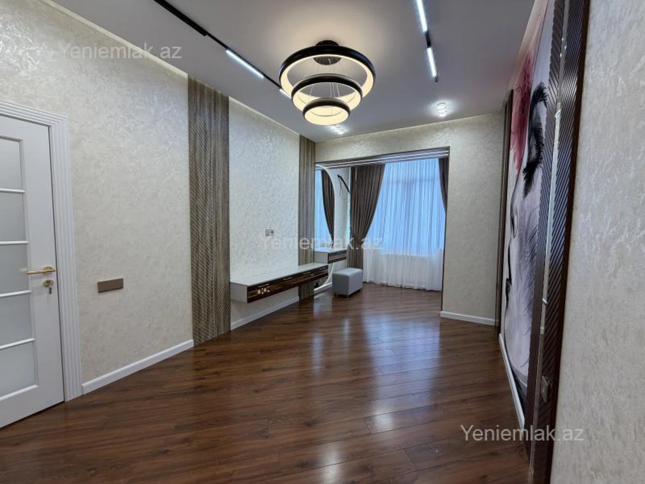 Satılır 2 otaqlı yeni tikili 84 m²
