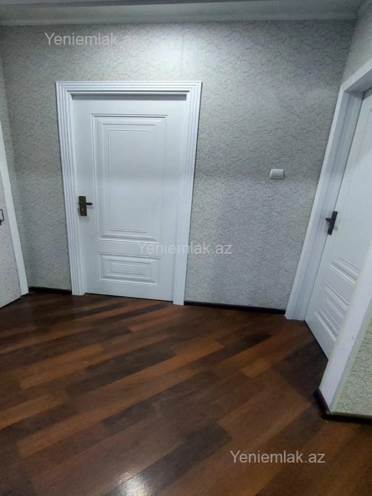 Satılır 3 otaqlı köhnə tikili 85 m²