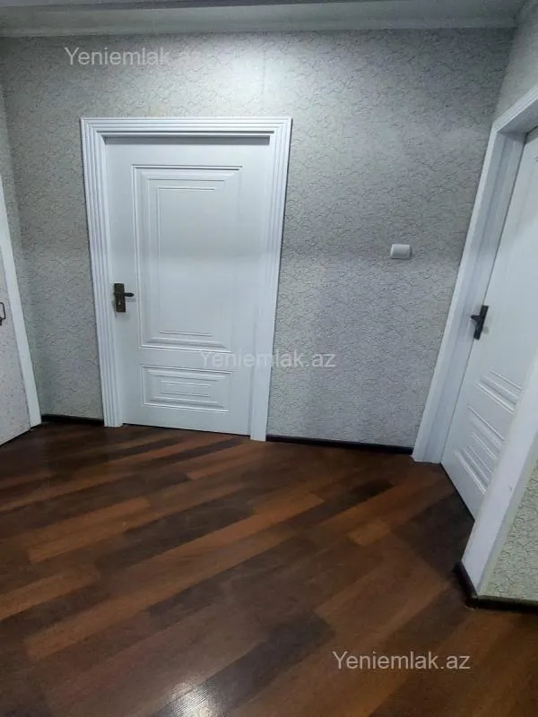 Satılır 3 otaqlı köhnə tikili 85 m²