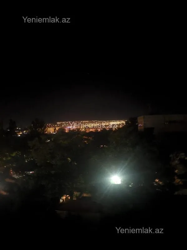 Satılır 3 otaqlı köhnə tikili 85 m²