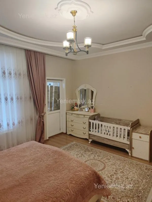 Satılır 2 otaqlı yeni tikili 103 m²