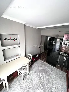 Satılır 2 otaqlı köhnə tikili 60 m²
