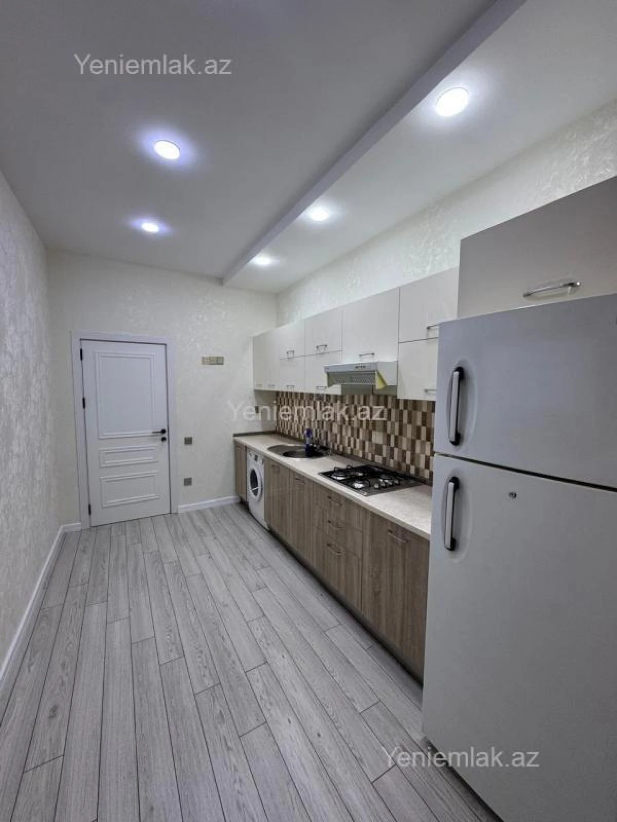 Satılır 3 otaqlı yeni tikili 90 m²