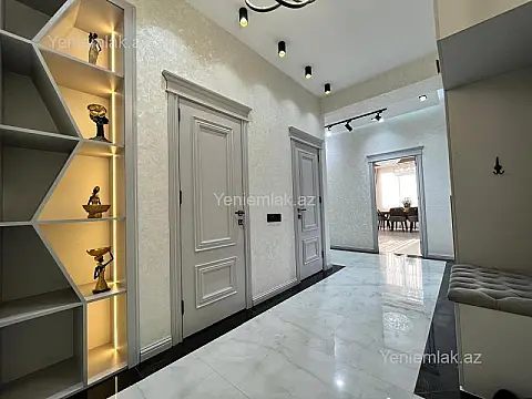 Satılır 3 otaqlı yeni tikili 172 m²