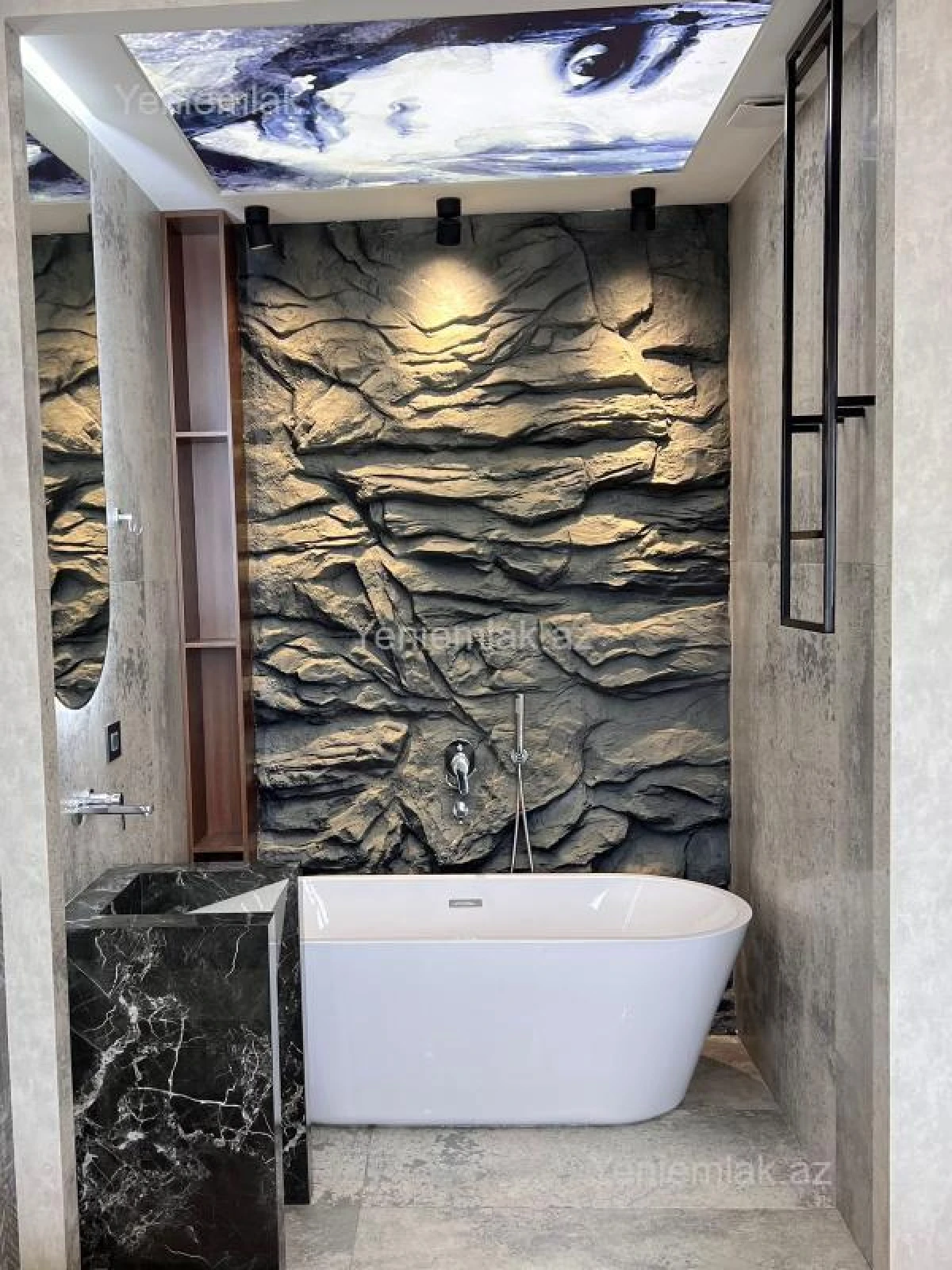 Satılır 3 otaqlı yeni tikili 172 m²