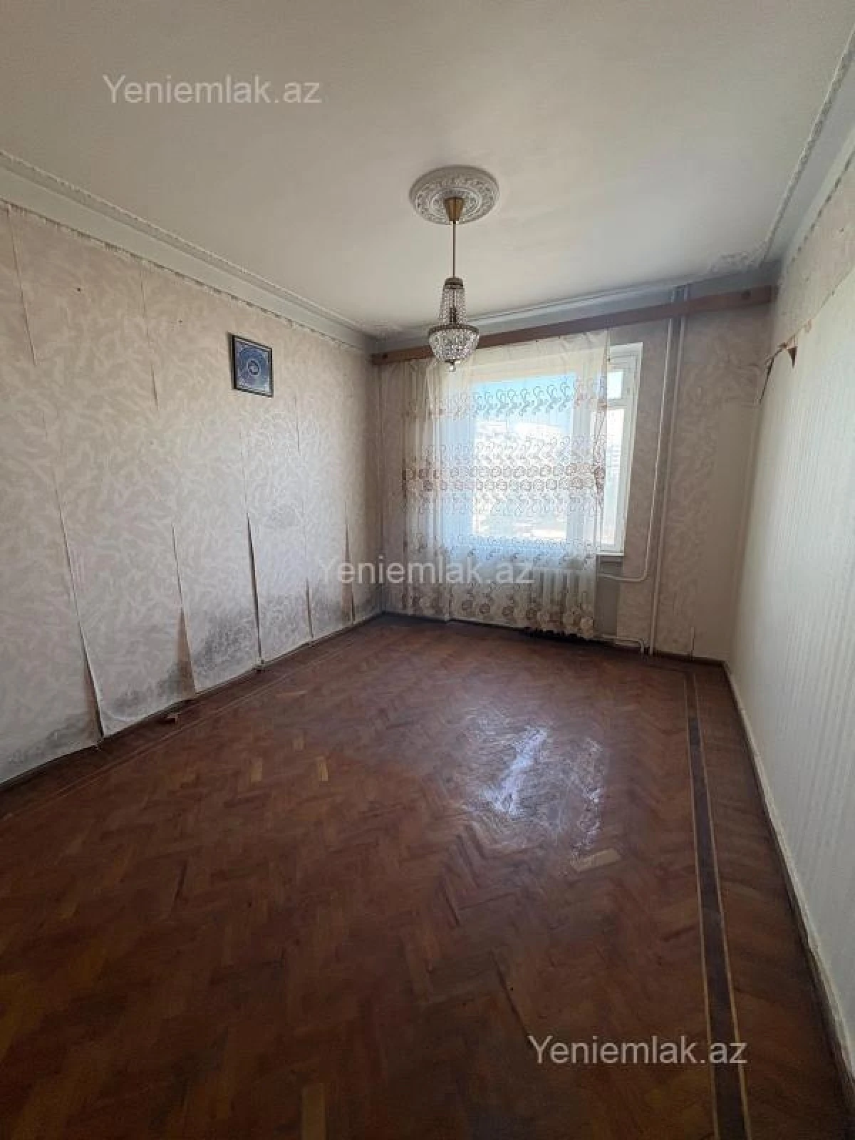 Satılır 3 otaqlı köhnə tikili 80 m²