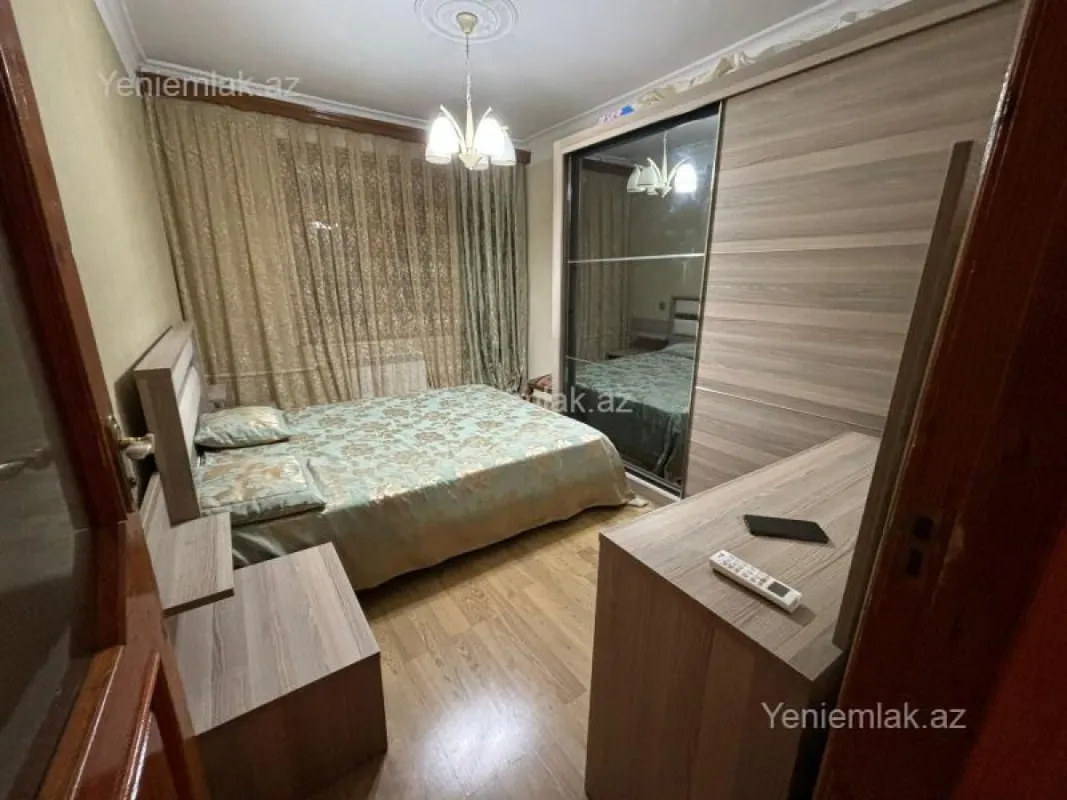 Satılır 3 otaqlı köhnə tikili 70 m²