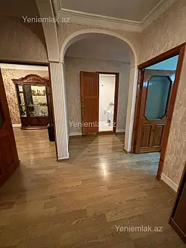 Satılır 3 otaqlı köhnə tikili 70 m²